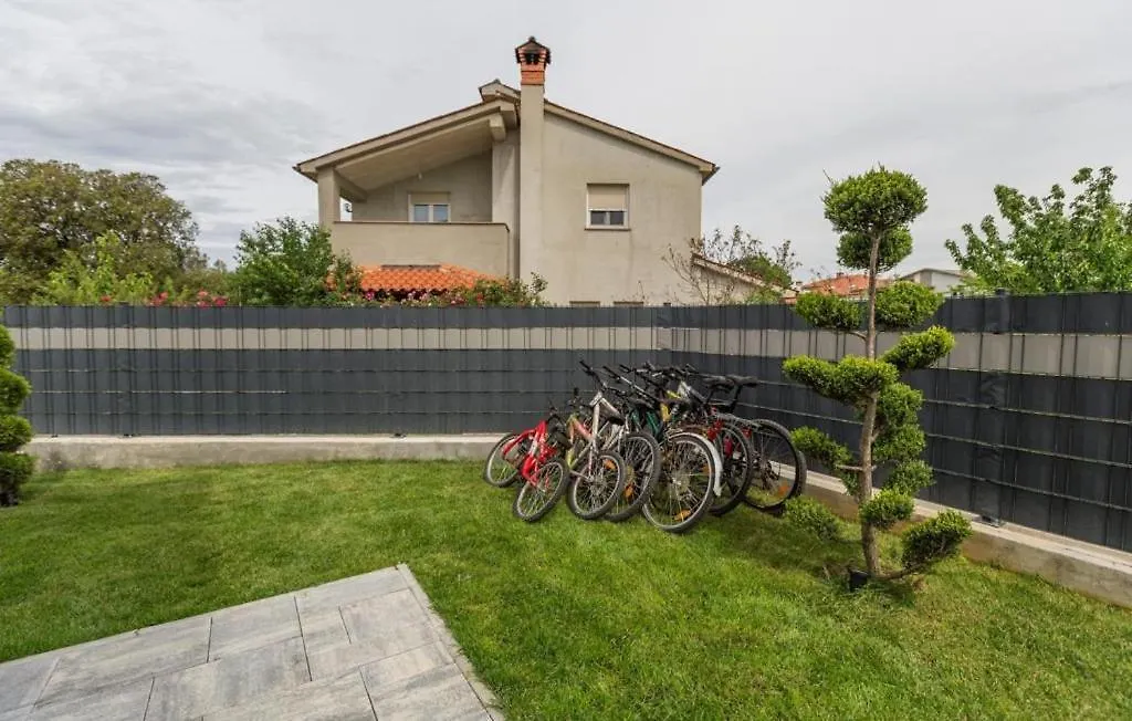 Vila Dorota By Villas Guide Pula Croacia